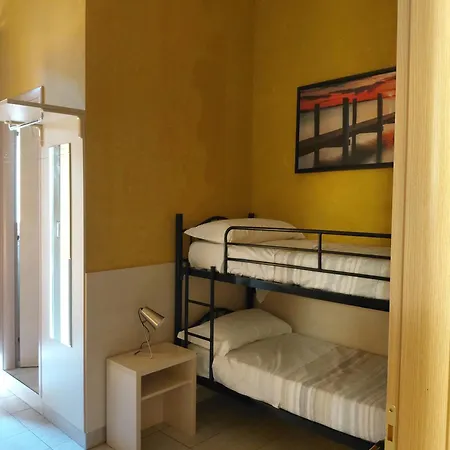 Guest House Hola Roma